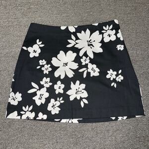 Express Y2K Black Floral Mini Skirt Women's Size 1/2 Resort Vacation Wear